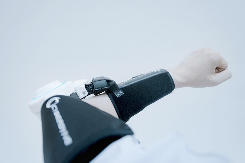 articles/2015/08/03/the-mechanical-exoskeleton-shaping-the-future-of-health-care/150802-eisinger-mecha-health-embed2_beri80