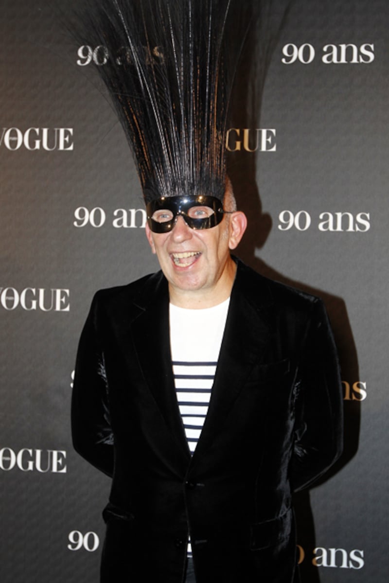 galleries/2010/10/01/french-vogue-s-masked-ball/vogue-masquerade---gaultier_hjkglc