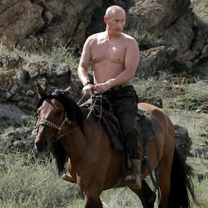 putin_horse_oemiiq