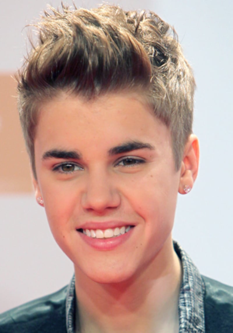 galleries/2012/03/26/justin-biebers-hair-evolution-shag-frosted-tips-manly-crop-photos/justin-bieber-hair-5_t4wamk