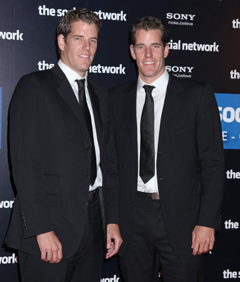 galleries/2011/06/24/the-winklevoss-twins/paris-the-winklevoss-twins-photos_u4iubk