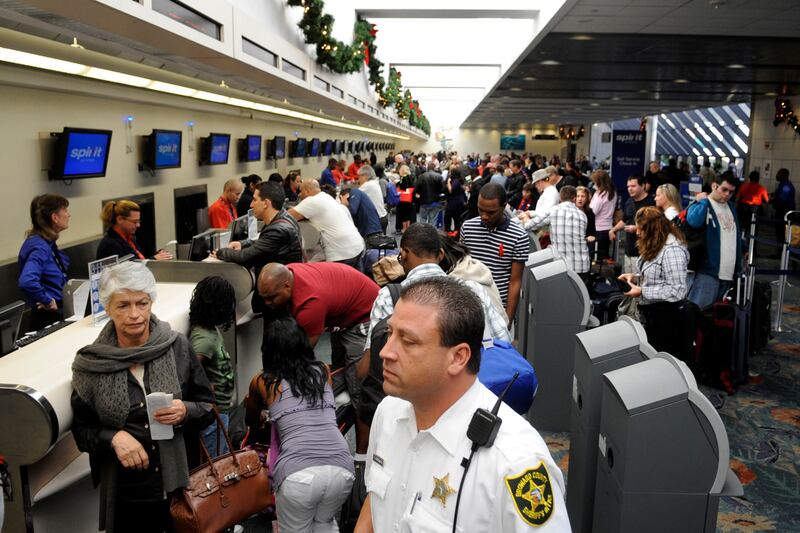 galleries/2012/11/19/the-25-worst-airports-in-america-from-newark-to-dallas-photos/worst-airports-16-ft-lauderdale_n36nhr