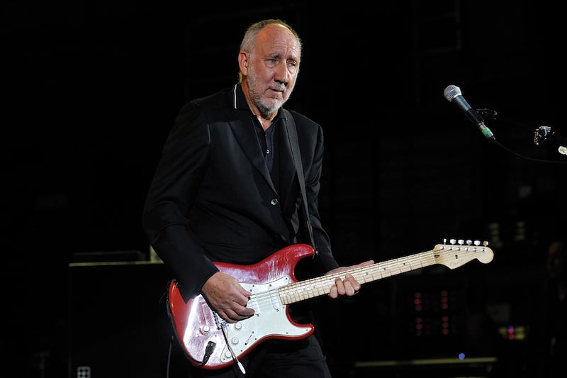 galleries/2012/10/03/12-worst-celebrity-excuses-pete-townshend-lindsay-lohan-others-photos/townshend_vgq1pq