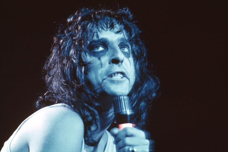 articles/2014/05/30/exclusive-the-true-story-behind-alice-cooper-s-chicken-incident-and-the-birth-of-shock-rock/140529-stern-alice-cooper-tease_snj9ct