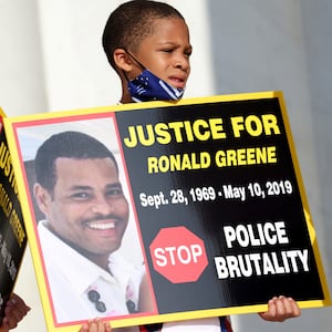 2020-08-28T135757Z_2127288778_RC21NI9L0PFL_RTRMADP_3_GLOBAL-RACE-PROTESTS-WASHINGTON_kttjut