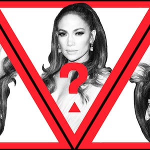 220208-jlo-guess-hero_pkqqvy