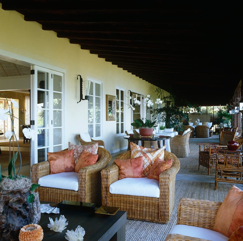 galleries/2013/07/05/omg-i-want-this-house-mustique/130702-omg-mustique10_ky0ns6