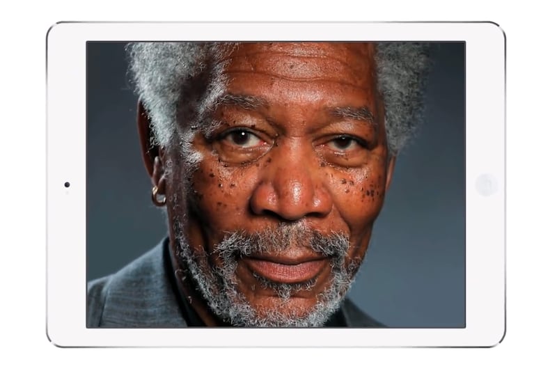 articles/2013/12/04/this-ipad-finger-painting-of-morgan-freeman-is-amazingly-realistic/131204-fingerpainter-stern-tease_hmool5