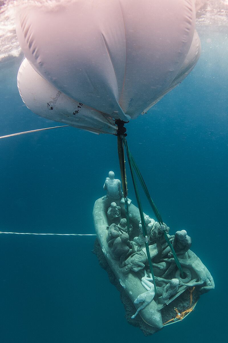 galleries/2016/03/05/swim-through-this-spanish-museum/160208-underwater-museum-07_z14lwz