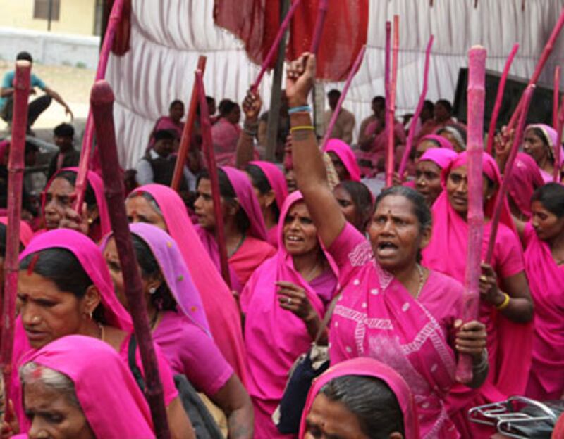 articles/2011/02/26/meet-the-woman-behind-indias-pink-vigilantes/fontanella-khan-pink-gang_162557_szevbw