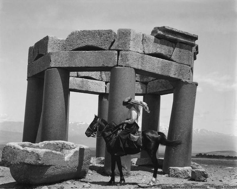 170604-oelbaum-krayenbuhl-gertrude-bell-embed-1_walfib