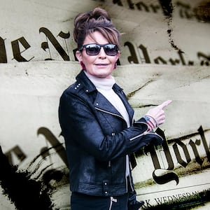 210216-sarah-palin-nyt-tease-01_rl2znf