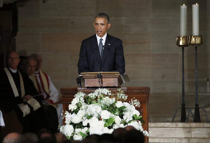 galleries/2015/06/06/america-mourns-at-beau-biden-s-funeral/150606-beau-biden-funeral-07_bck7td