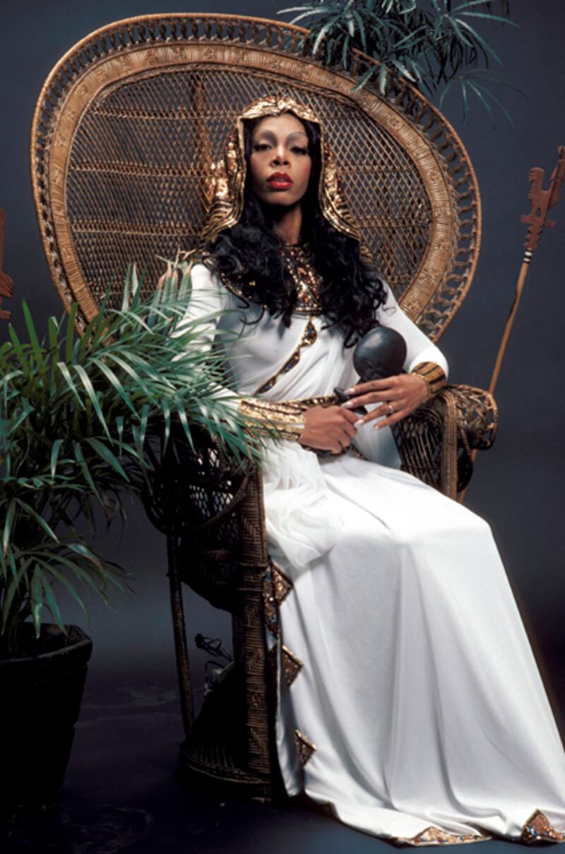 galleries/2012/05/17/donna-summer-photos-of-her-wild-disco-fashions/donna-summer-fashion-icon-08_yihe9i