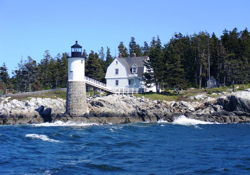 galleries/2012/05/12/the-world-s-best-lighthouses/keepers-house-maine_fphrqj