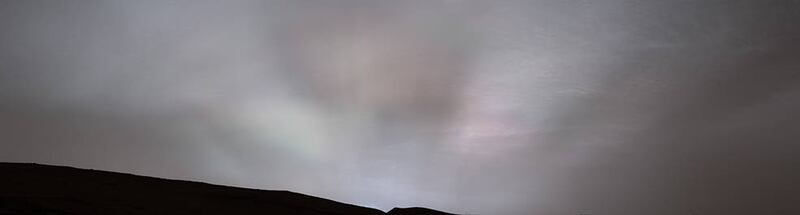 1-pia25739-curiosity-views-sun-rays-clouds-1041_jvmhbn