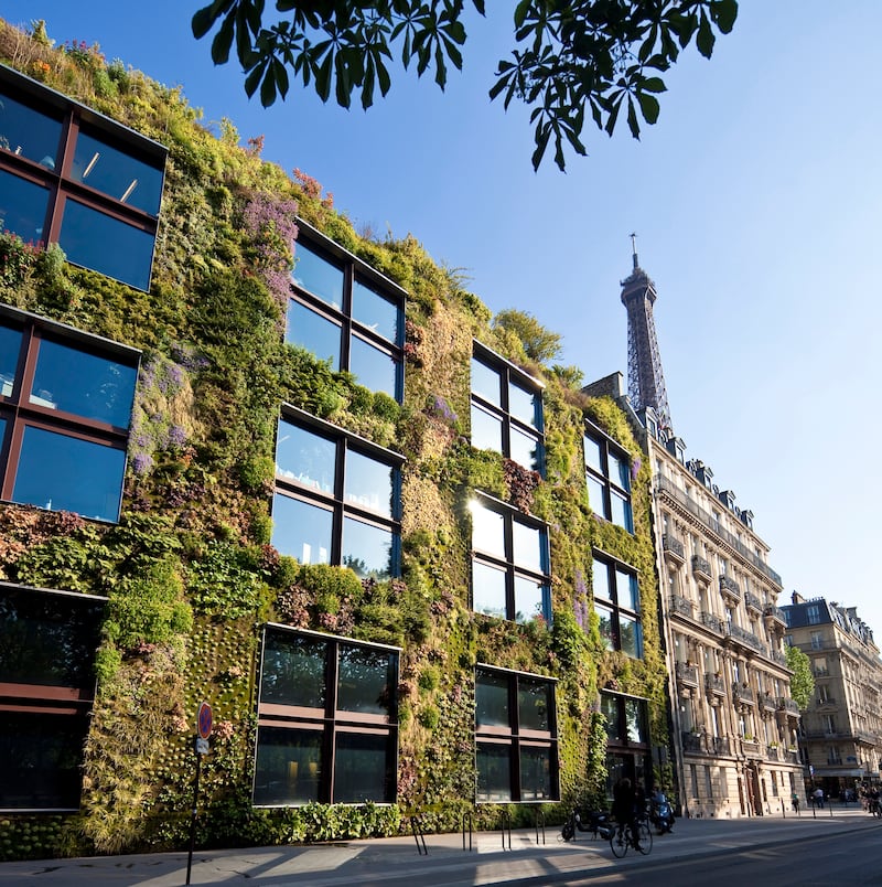 galleries/2013/06/02/cool-green-cities-smart-projects-in-copenhagen-portland-paris-more/130602-green-cities-paris_eeuign