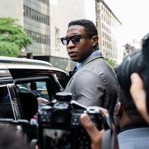 Jonathan Majors leaving Manhattan Criminal court.