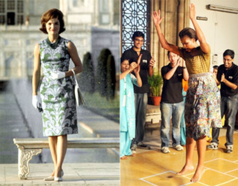 articles/2010/11/08/michelle-obamas-fashion-diplomacy-dancing-in-india/michelle-in-india_139611_qwlvzs