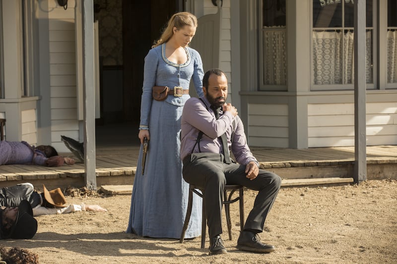 articles/2016/12/05/jeffrey-wright-on-westworld-season-2-bernard-is-the-captain-now/161205-leon-jeffrey-wright-embed2_qb5jpg