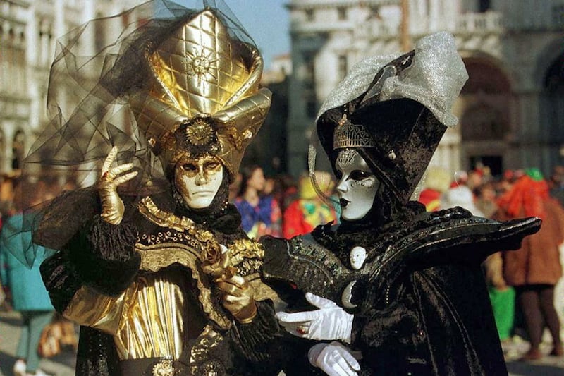 galleries/2014/03/04/vintage-mardi-gras-madness-around-the-world-photos/140303-vintage-mardi-gras24_qcjoia