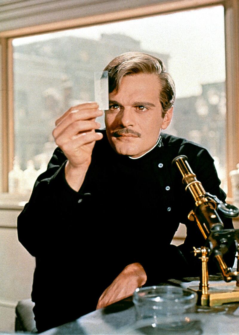 galleries/2015/07/10/beyond-lawrence-of-arabia-omar-sharif-s-best-roles-photos/150710-omar-sharif-03_yy5sfy