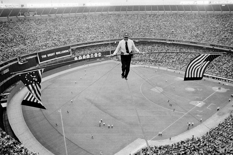 galleries/2012/05/27/memories-of-memorial-day-images-of-past-decoration-days-photos/vintage-memorial-day-wallenda_dvifdw