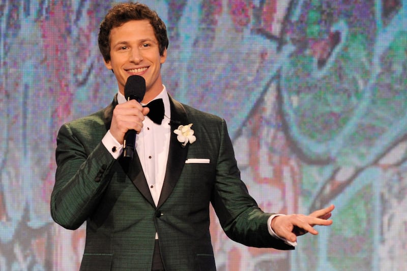 articles/2014/05/18/andy-samberg-s-snl-finale-was-wonderfully-weird/130610-fallon-samberg-tease_epdeb3