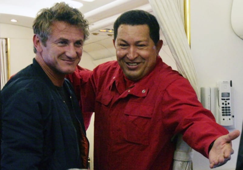 galleries/2011/02/23/stars-who-hang-with-dictators/stars-and-dictators---penn-chavez_gsehrs