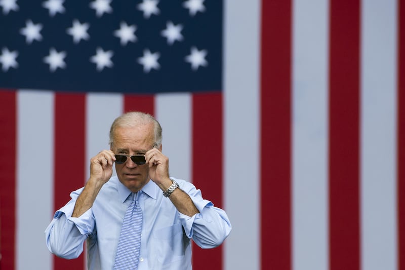 galleries/2015/04/25/joe-biden-america-s-favorite-uncle-photos/150423-biden-01_gp2et1