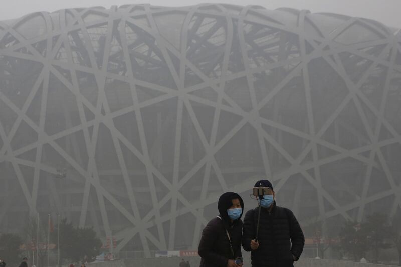 galleries/2014/02/27/smog-vortex-takes-over-beijing-photos/151207-china-smog-05_kwmmv7