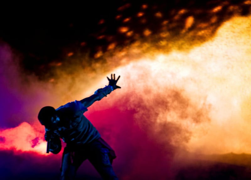 galleries/2009/10/12/glow-in-the-dark-kanye-west/hg-kayne---1_f7cjrw