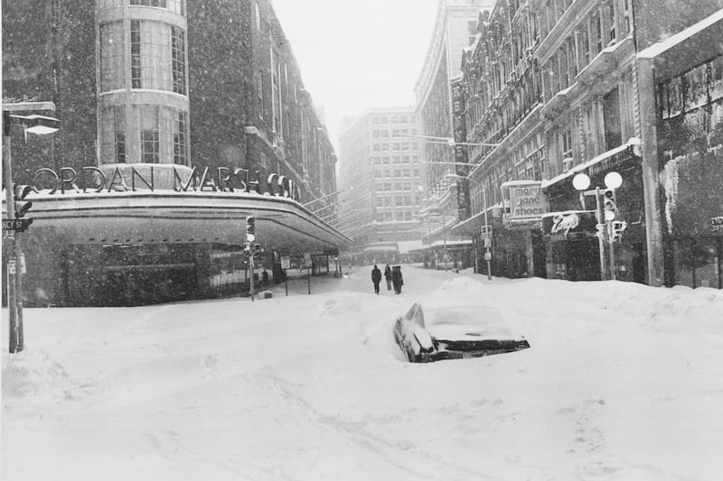 galleries/2013/02/08/1978-now-that-was-a-blizzard-photos/130207_blizzard2_wnwlw3