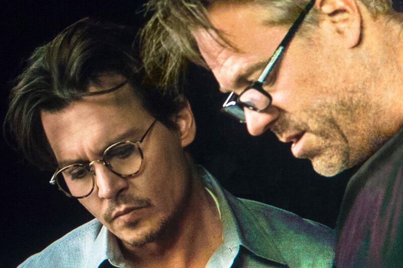 articles/2014/04/17/how-transcendence-director-wally-pfister-became-christopher-nolan-s-secret-weapon/140415-romano-director2-embed_fs42iy