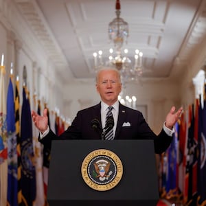 2021-03-12T022823Z_1798839758_RC2D9M914DSH_RTRMADP_3_HEALTH-CORONAVIRUS-BIDEN_gu36y6