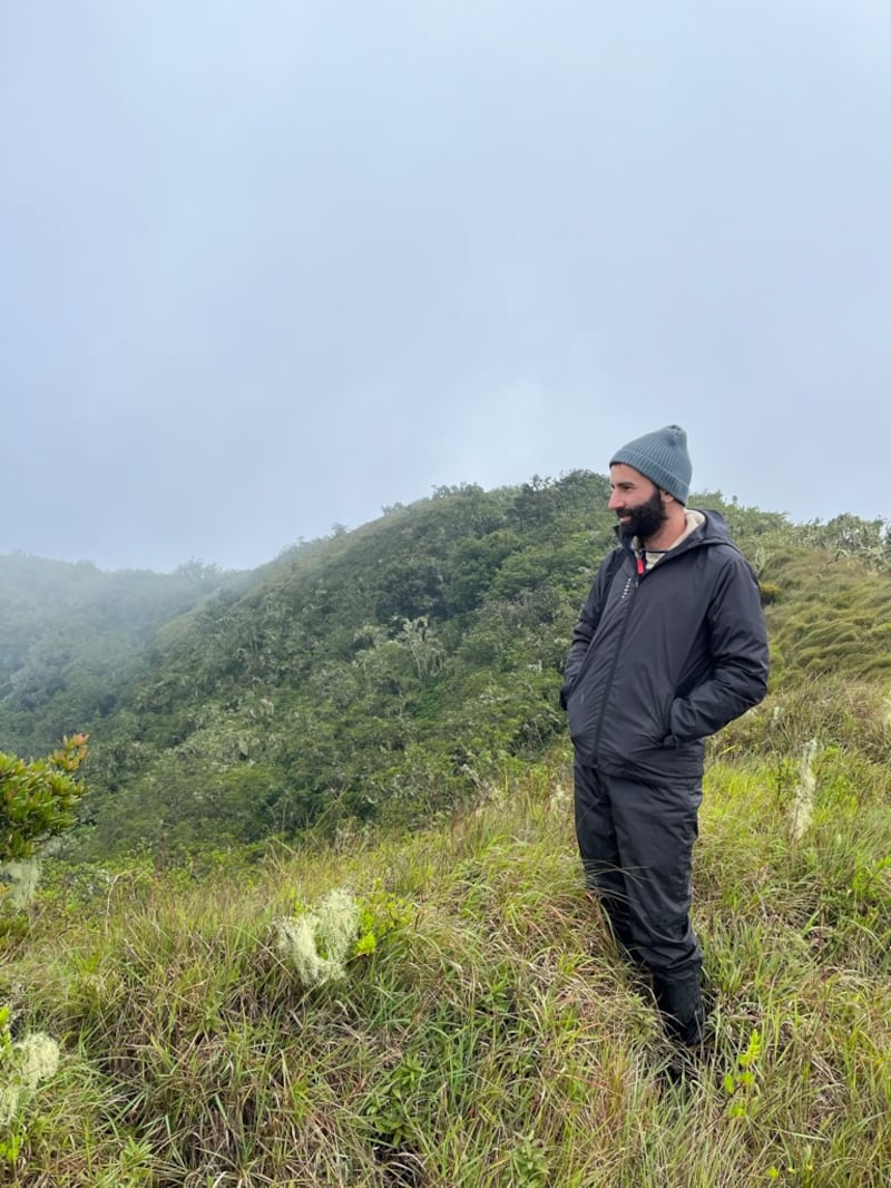 Luis_Valente_Bioko_Island_2022__credit_Pau_Serra_Marin_sptr6f