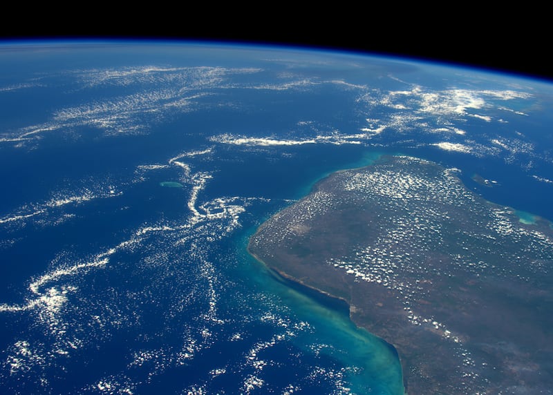 Yucatan_Peninsula_Site_of_the_Chicxulub_impact_crater_jcbgzu