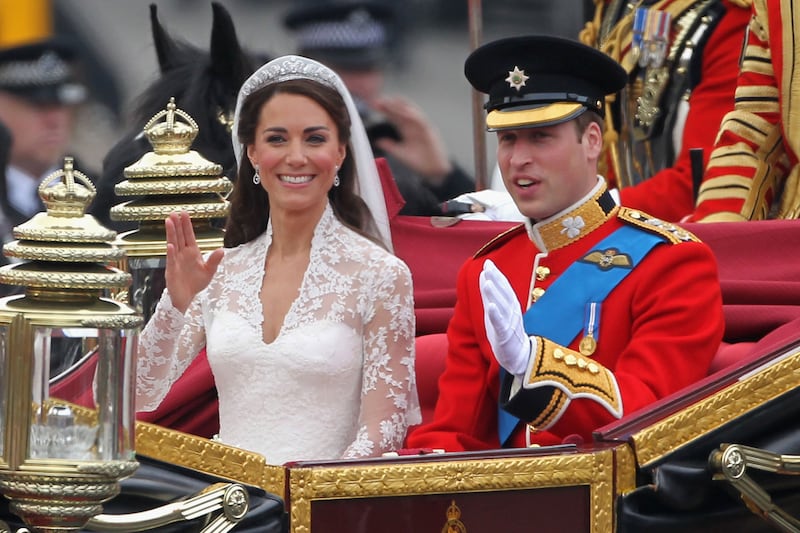 articles/2013/08/05/kate-middleton-why-be-a-duchess-when-you-can-be-a-princess/kate-wedding_volgpi