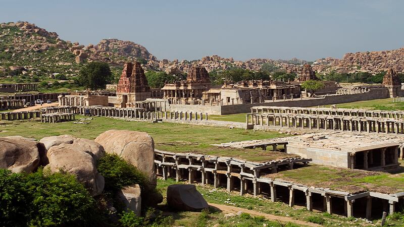 191203-Houlis-Hampi-India_s-Lost-Temple_City-temple-embed2_ikjykn