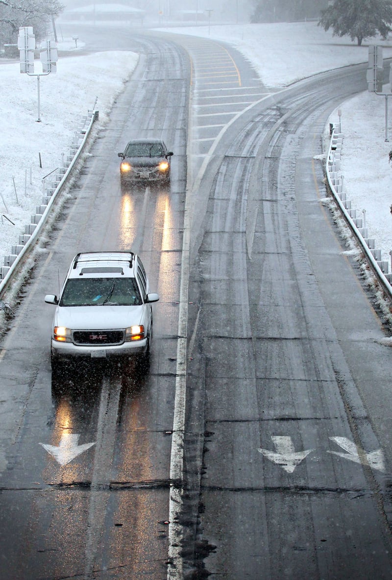 galleries/2012/12/26/christmas-storms-blanket-the-u-s-photos/winter-storm-2_n6tooj