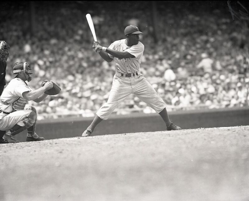 articles/2016/04/11/ken-burns-on-jackie-robinson-the-most-important-person-in-the-history-of-american-sports/160410-joiner-jackie-robinson-embed2_r9os22