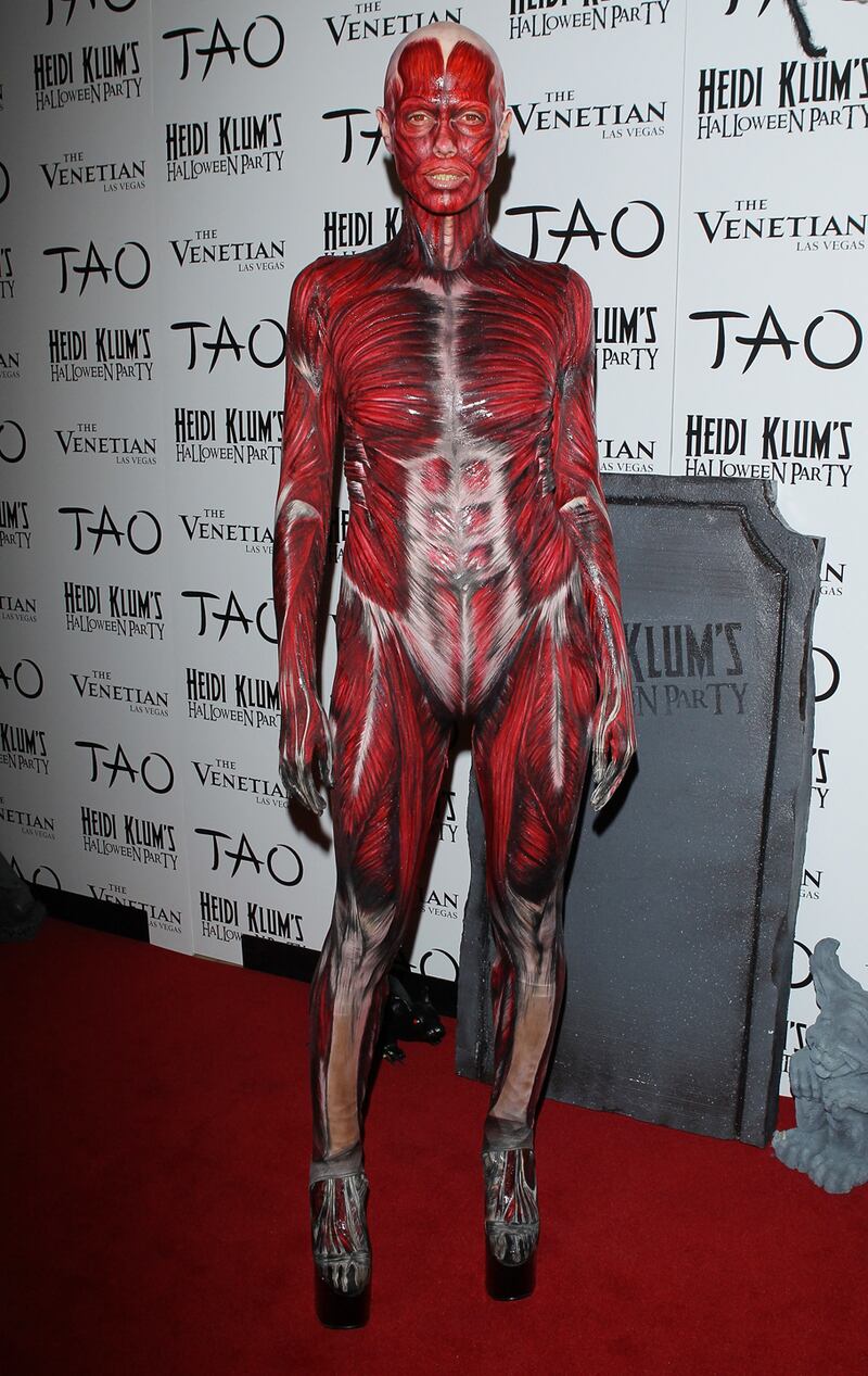 galleries/2012/10/31/heidi-klum-s-13-best-halloween-costumes-through-the-years-photos/heidi-klum-halloween-costumes-2011_d699sx