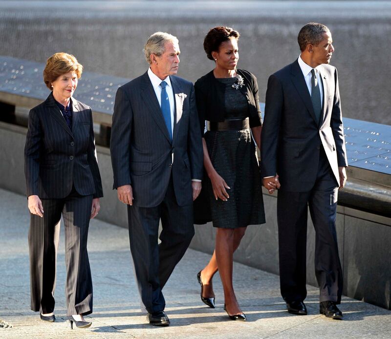 galleries/2011/09/11/911-memorial-ceremony-10th-anniversary-obama-bush-photos/911-memorial-service-obama-bush-box_jtcmzr