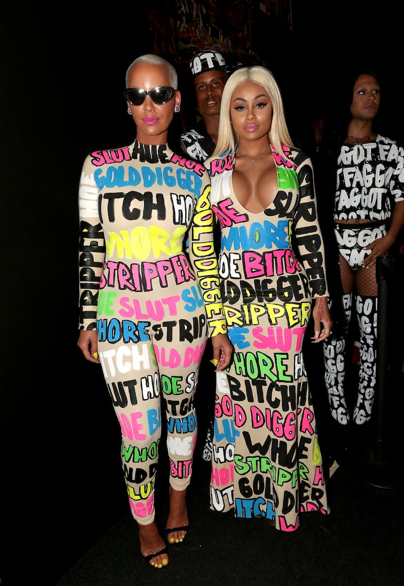 galleries/2015/12/28/who-won-the-red-carpet-in-2015/150830-vma-arrivals-01_ytmxuh