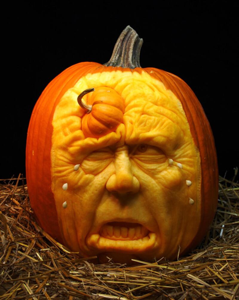 galleries/2011/10/28/amazing-pumpkin-carvings-photos/pumpkin-carvings-17_phkp25