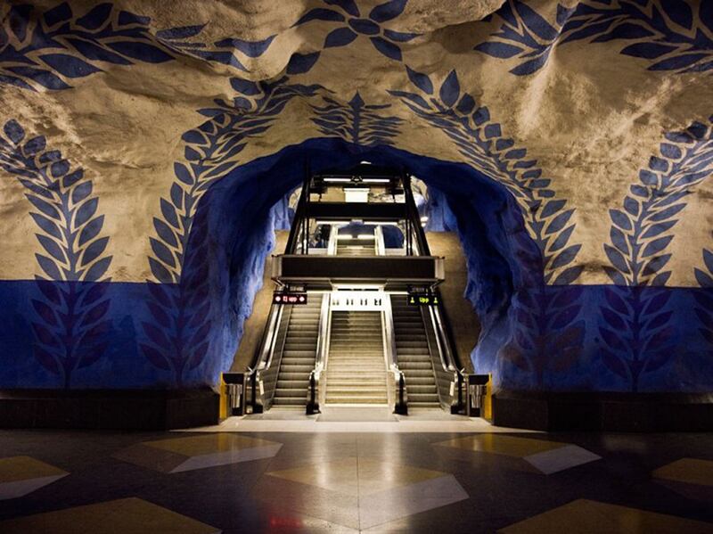 galleries/2013/08/20/incredible-subway-station-art-photos/139816-subwayart7_savi1z