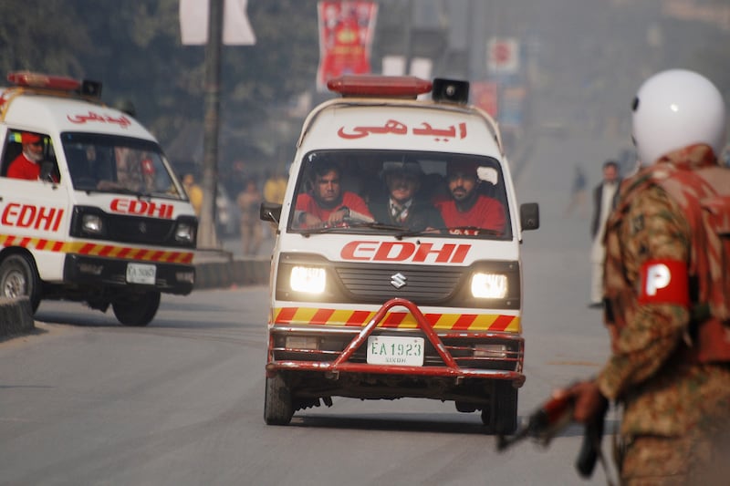 galleries/2014/12/16/pakistan-militants-attack-school-photos/141216-pakistan-school4_vmznbo