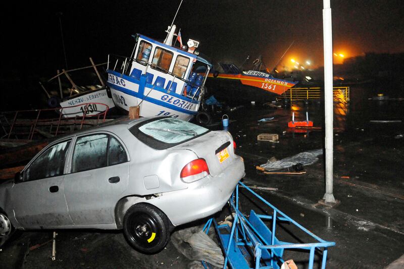 galleries/2014/04/02/tsunami-generated-after-earthquake-strikes-off-northern-chilean-coast-photos/140402-chile-earthquake-7_qfkjc5